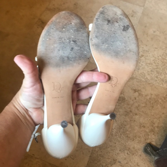 Dior white strap heel with hanging Dior 401/2 - Picture 4 of 8